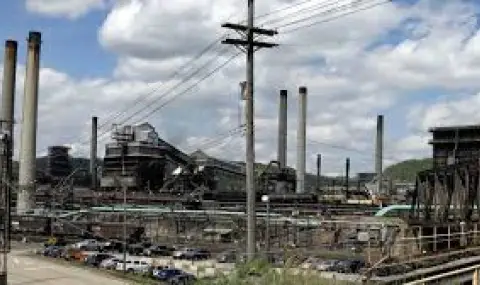 Двама загинали и петима в неизвестност след експлозия в завод за ламарина в китайския град Баотоу ВИДЕО