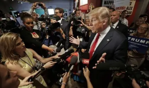 Тръмп отново призова ръководството на "победения" Иран "да моли за милост" - 1