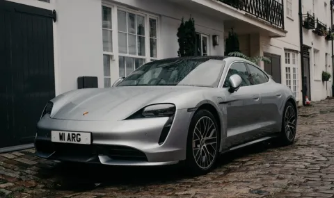 Porsche изпада в тежък колапс и губи почва под краката си - 1