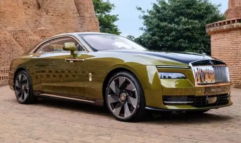 Кошмар за половин милион или как електрически Rolls-Royce се превърна в „паметник“ само четири месеца след покупката - 1