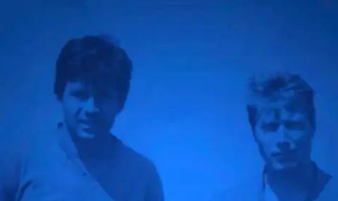 Левски отдаде почит на легендарните Гунди и Котков - 1