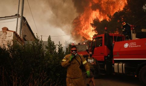 Над 50 пожара пламнаха в Гърция за денонощие - 1