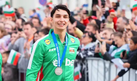 Локомотив Новосибирск с пета поредна победа в Русия – Симеон Николов и компания оглавиха Суперлигата - 1