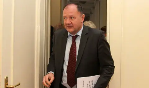 Михаил Миков: Големи са шансовете да бъде подкрепен кабинетът на ГЕРБ - 1