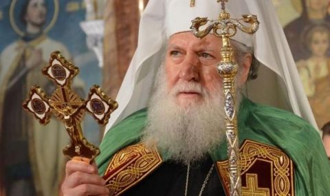 Патриарх Неофит: Да разтворим сърцата си за страдащите украински братя - 1