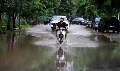 At least 41 dead after devastating floods in Vietnam  - 1