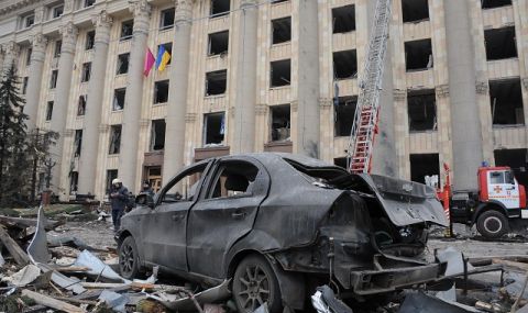 Най-малко осем загинали в Харков след руски въздушен удар - 1