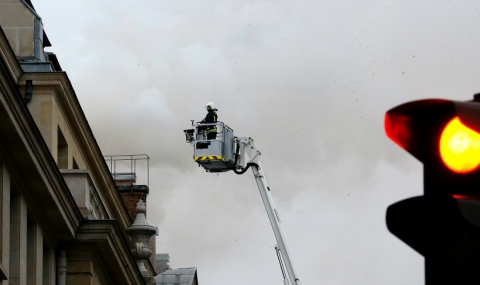 Пожар избухна в парижкия хотел „Риц“ - 1