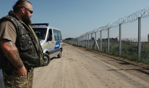 Сърбия залови 71 имигранти близо до България - 1