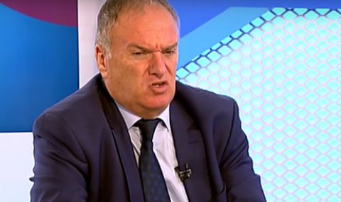 Проф. Владимир Чуков: Русия опитва с "пиратска" война да обезкърви Украйна - 1