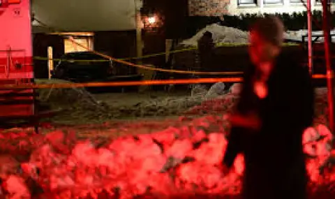 Автомобил се блъсна няколко пъти във вратата на синагога в Ню Йорк