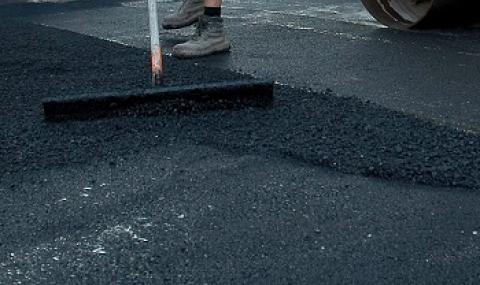 Застраховката не покривала щети по гумите от разтопен асфалт - 1