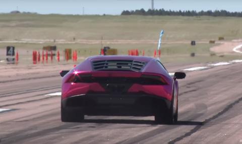 Най-бързата жена на 1/2 миля с Huracan - 1