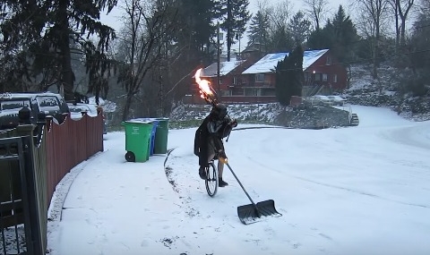 Да чистиш снега с класа (Видео) - 1