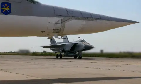 Русия засилва използването на самолетите А-50У за контрол на въздушното пространство - 1