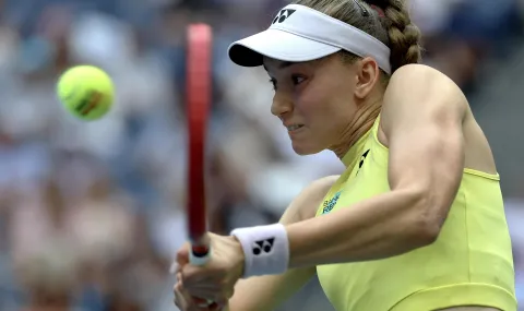 Neck injury stops Elena Rybakina in Tokyo - 1