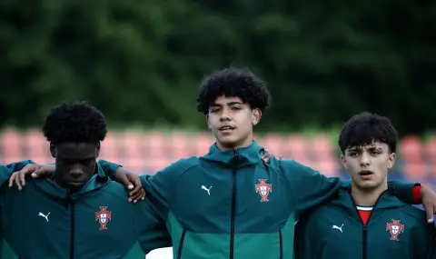 Кристиано младши по стъпките на баща си: първа повиквателна за Португалия U16 - 1