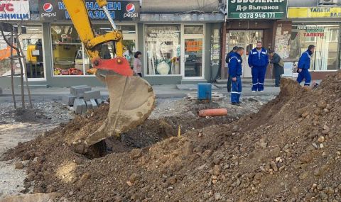 Спукаха газова тръба в центъра на Стара Загора - 1