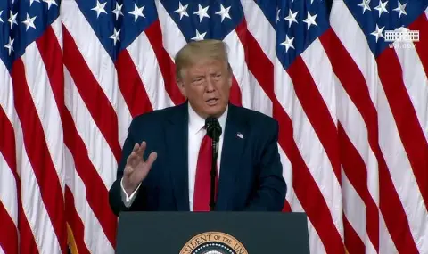 Тръмп започва обиколка в Близкия изток, кралят на Катар го чака с подарък Boeing 747-8 за $400 милиона  - 1