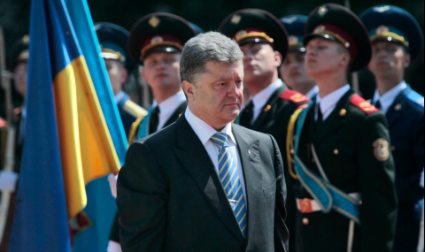 Порошенко официално встъпи в длъжност като президент на Украйна - 1