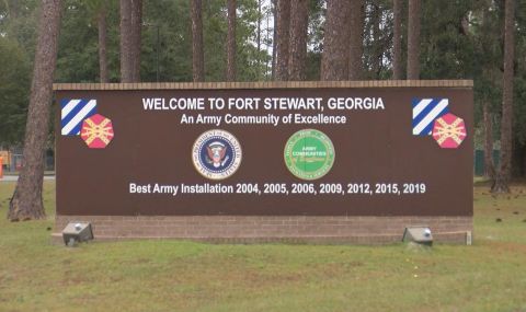 Четиричленно семейство е открито мъртво в базата на американската армия Форт Стюарт в Джорджия ВИДЕО - 1