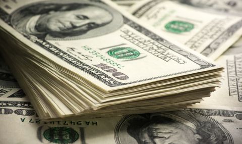 Доларът засилва позиции към световните валути - 1