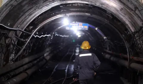 Britain closes its last coal-fired power station  - 1