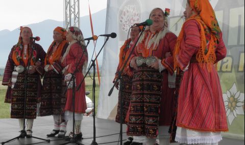 Признаха пеенето от Долен и Сатовча за нематериално културно наследство на ЮНЕСКО - 1