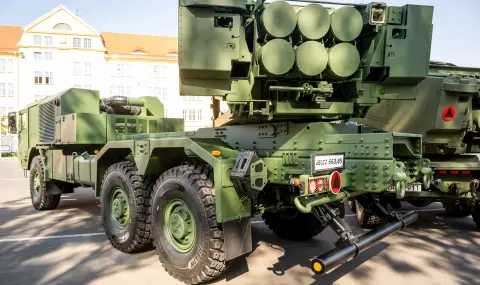 Taiwan Receives First HIMARS Missile Launchers From US  - 1