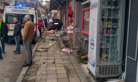 Във Варна: Шофьор помете хора на тротоар, две жени са загинали (ОБНОВЕНА) - 1