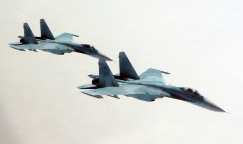 Руските изтребители Su-35 срещу китайските J-11. Кой ще спечели? - 1