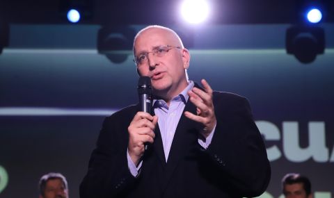 Светослав Малинов:  Ако пред първия ротационен мандат се приеме навреме Бюджет 2024, това ще бъде великолепно - 1