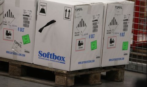 Втората партида с 25 000 ваксини вече е в България - 1