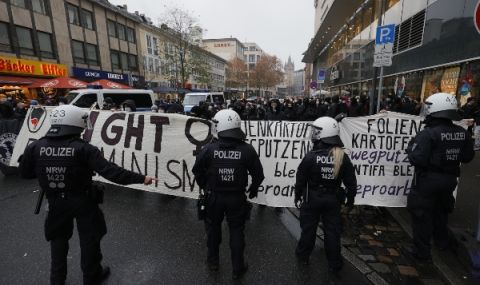 Протест в Лайпциг - 1