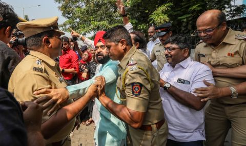 60 души са убити при етнически сблъсъци в Североизточна Индия - 1