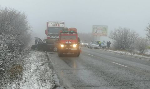 Тежка катастрофа на пътя Русе - Разград взе три жертви - 1