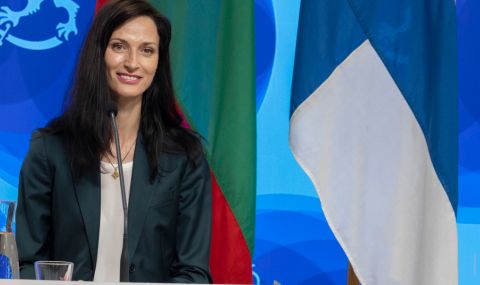 Мария Габриел се среща с  ръководителите на задграничните представителства на Република България - 1