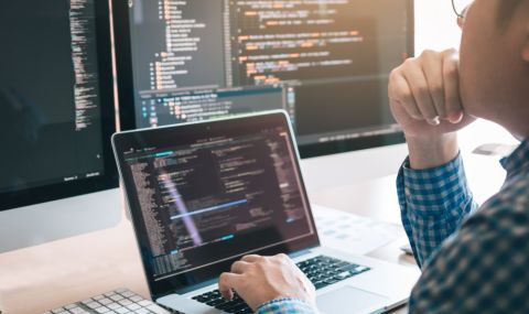 100 хиляди IT-специалисти са напуснали Русия от началото на 2022 г. - 1