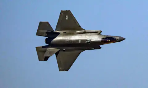Trump hints Turkey could rejoin F-35 fighter jet program  - 1