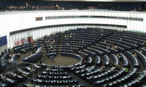 Европарламентът ни удря рамо за Шенген - 1