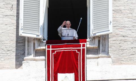Папата направи бащински жест за насърчаване на даренията - 1