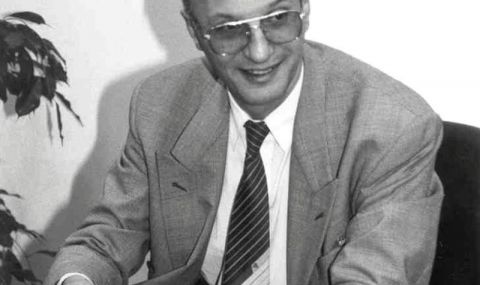 Почина литературният критик Светлозар Жеков - 1