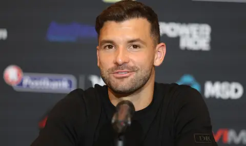 Григор Димитров изненада феновете с нова визия редом до Наоми Кембъл на концерт в Лондон - 1