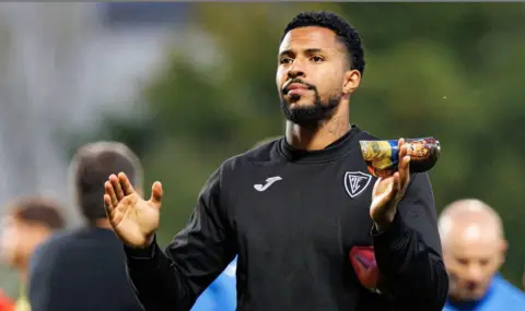 Левски продължава да следи ситуацията с нападател от Португалия - 1