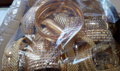 Задържаха над 2,6 кг златни накити на "Капитан Андреево" - 1
