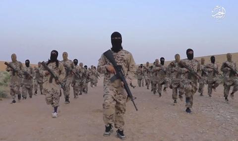Интерпол предупреждава: &quot;Ислямска държава&quot; се цели в Европа (ВИДЕО) - 1
