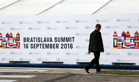 Словашкото разузнаване бди за срещата в Братислава - 1