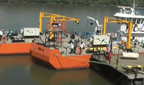 Пускат две нови баржи за спасителни дейности по Дунав - 1