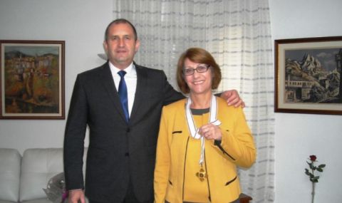 Възпитаничка на АОНСУ ще ръководи най-големия синдикат в Кипър - 1
