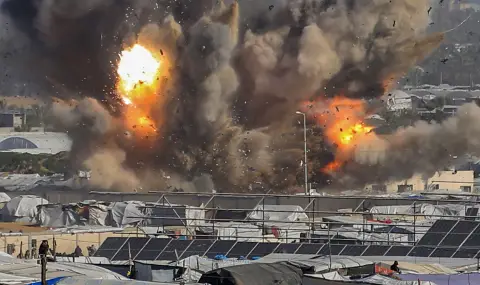 At least six killed in Israeli airstrikes on two police posts in Gaza  - 1